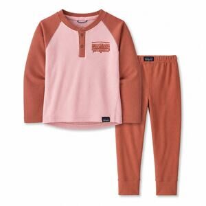 Patagonia CAPILENE Set: Pink Henley & Matching Leggings